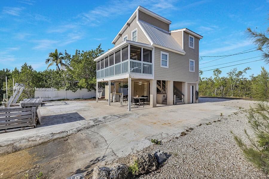 813 Hawksbill Ln photo 24