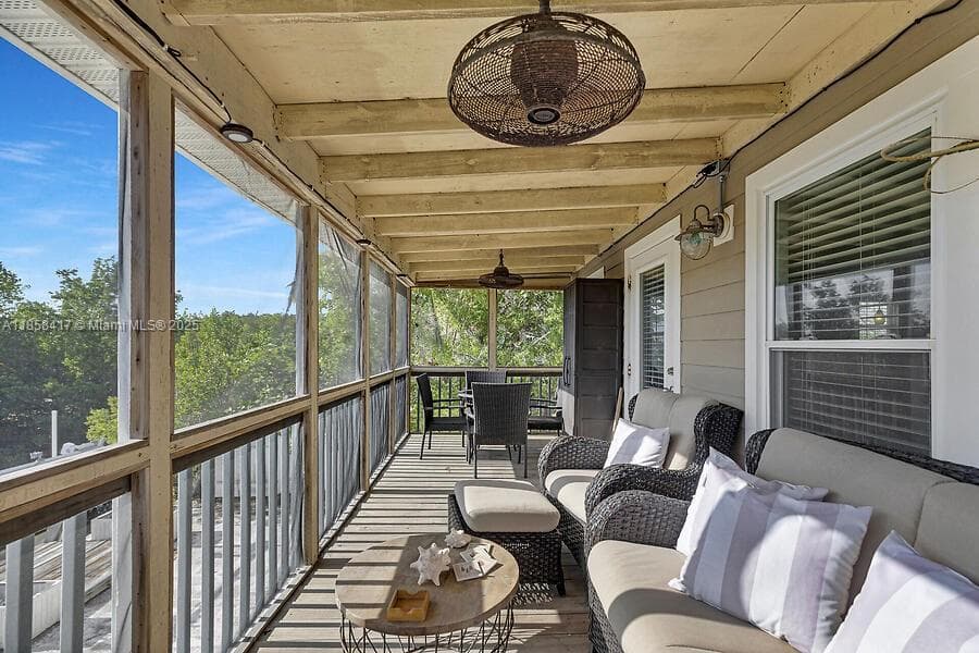 813 Hawksbill Ln photo 11