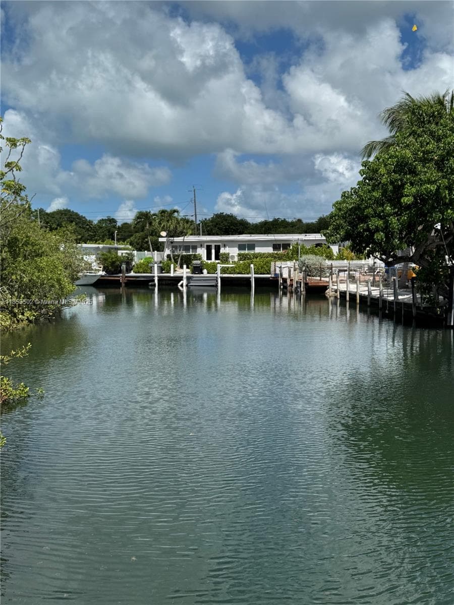 1301 Grouper Dr A photo 4