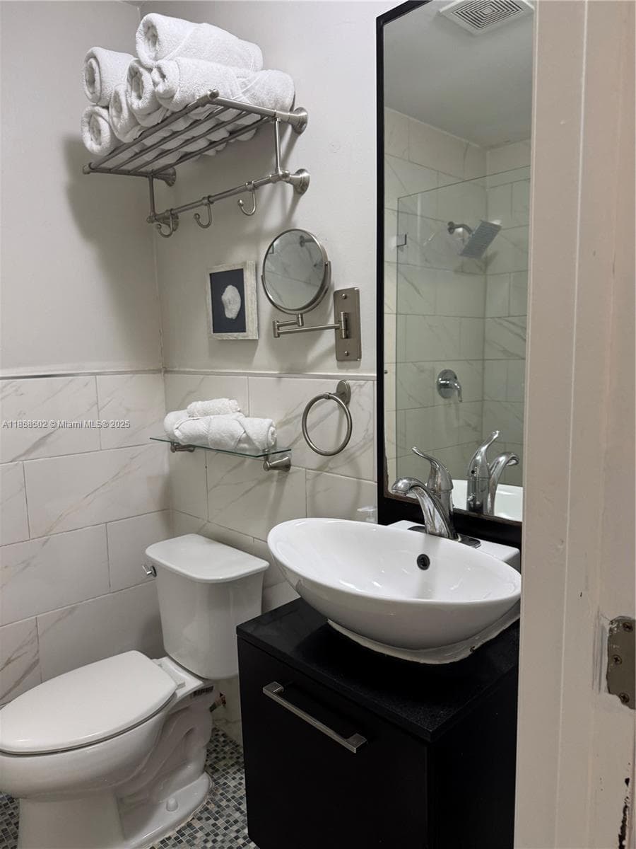 1301 Grouper Dr A photo 25