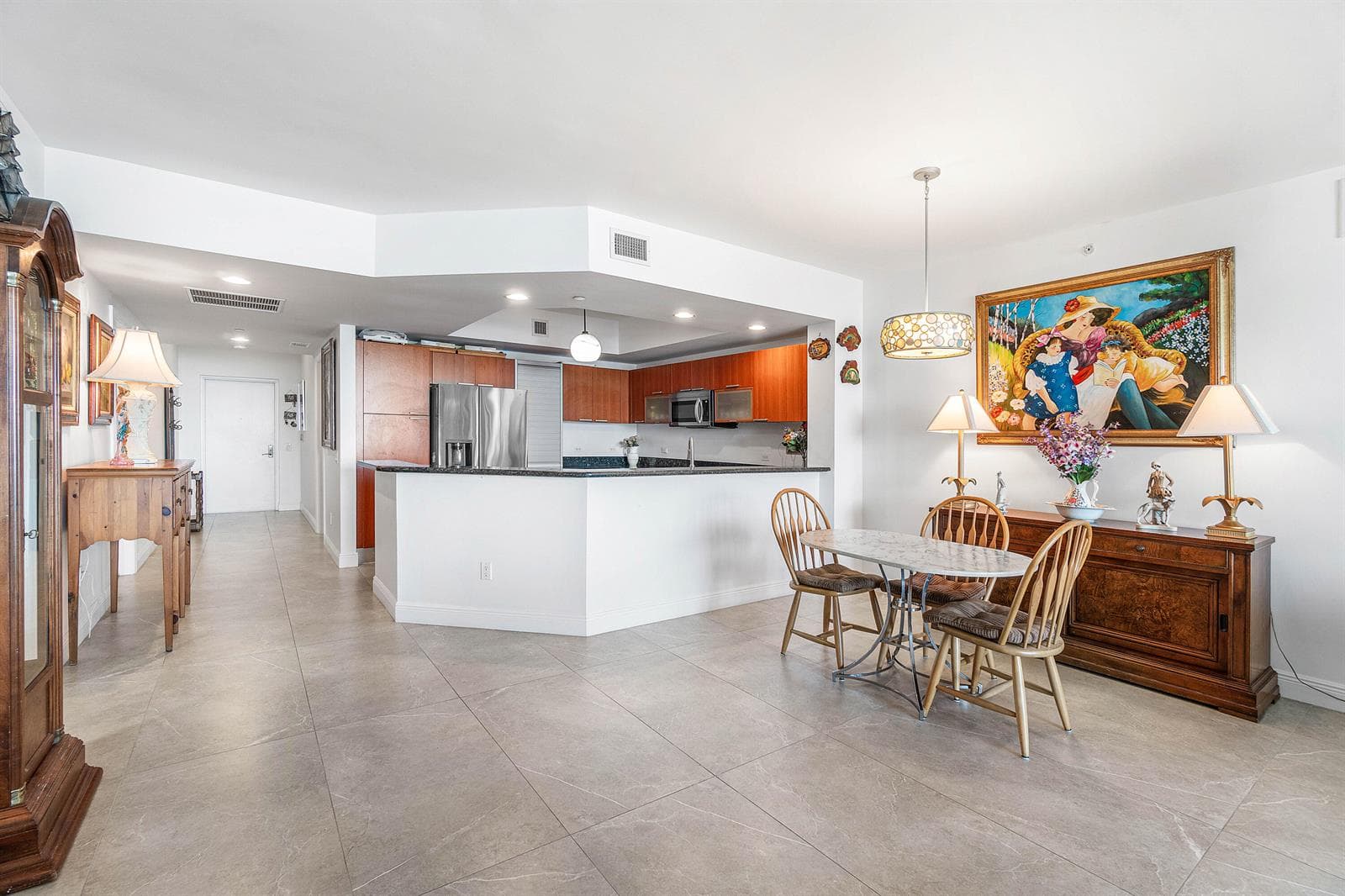 2650 Lake Shore Drive 1705 photo 5