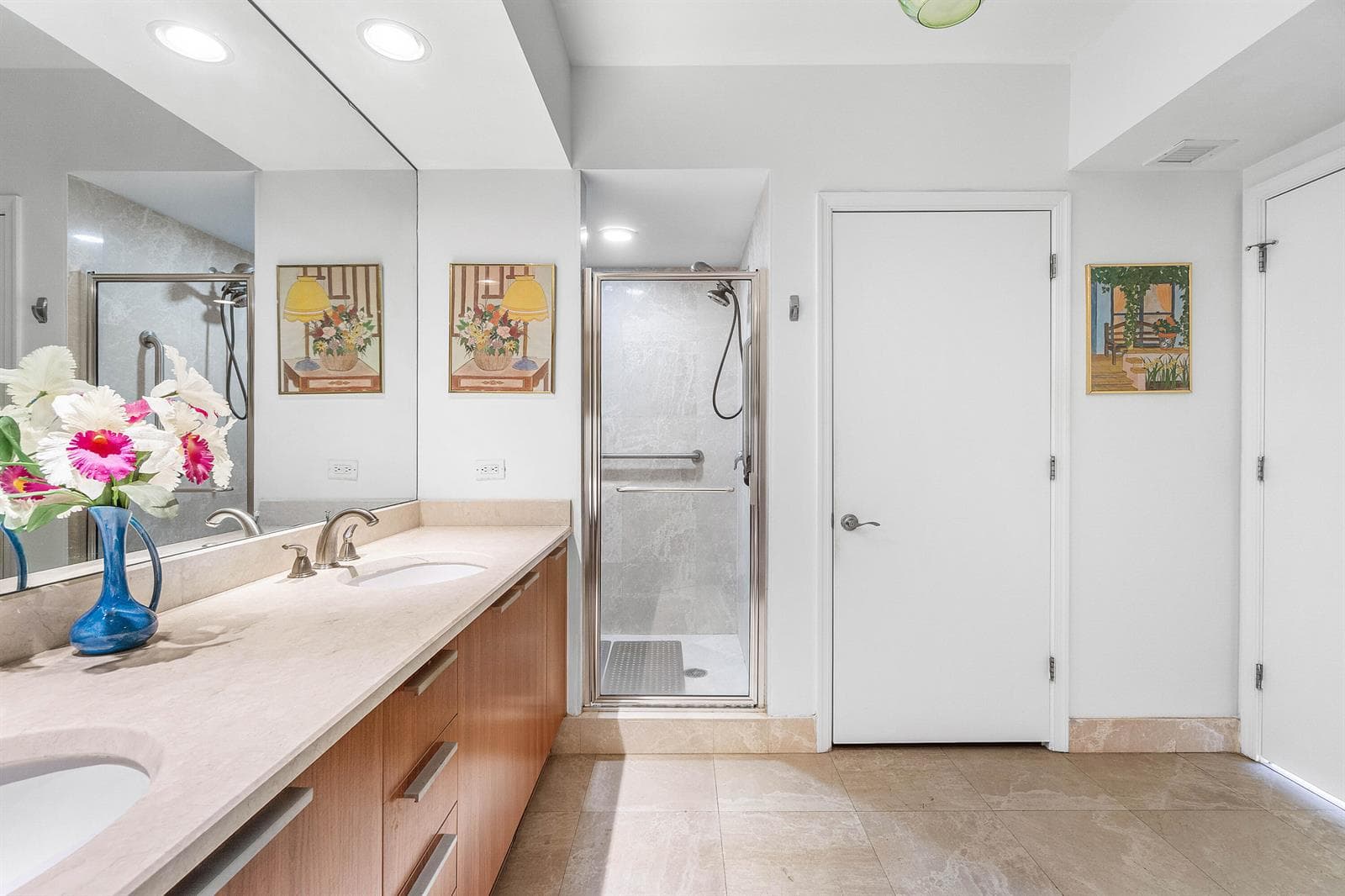 2650 Lake Shore Drive 1705 photo 15