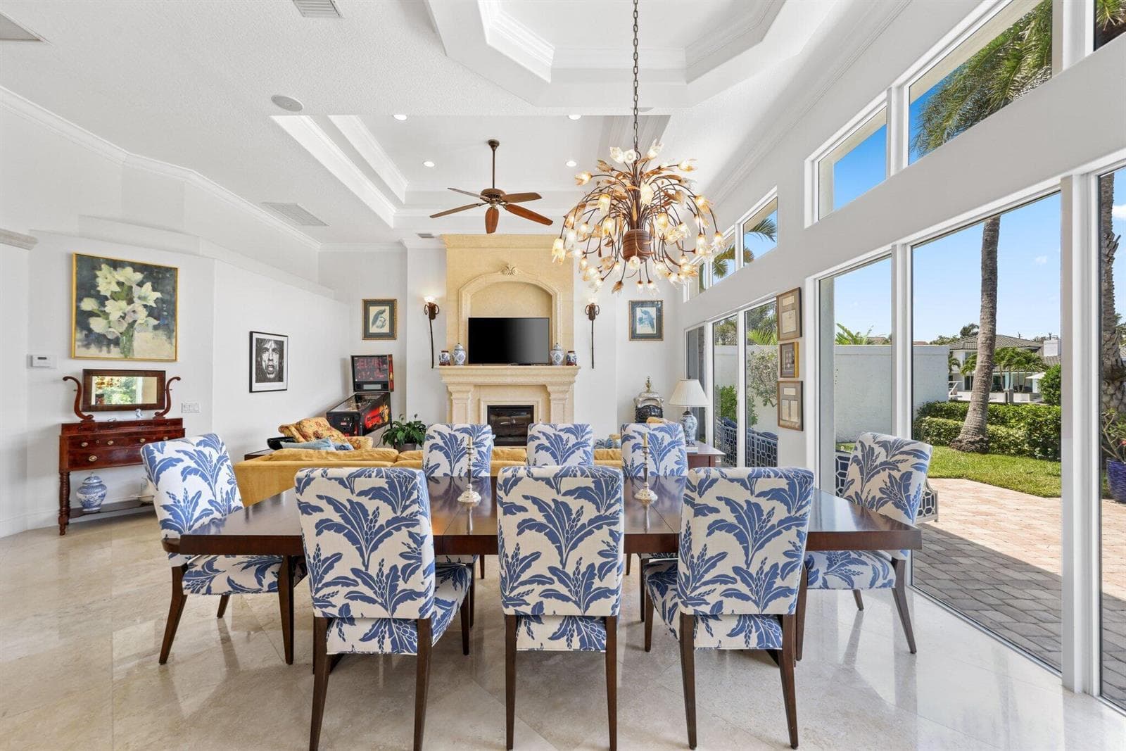 917 Iris Drive photo 5