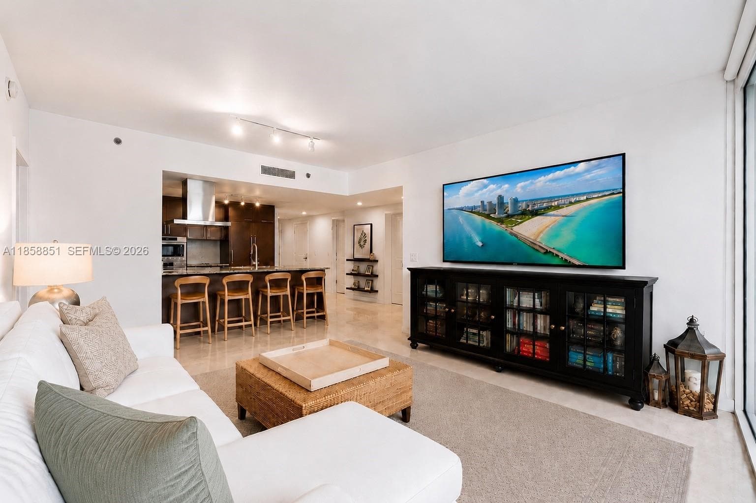 495 Brickell Ave 411 photo 10