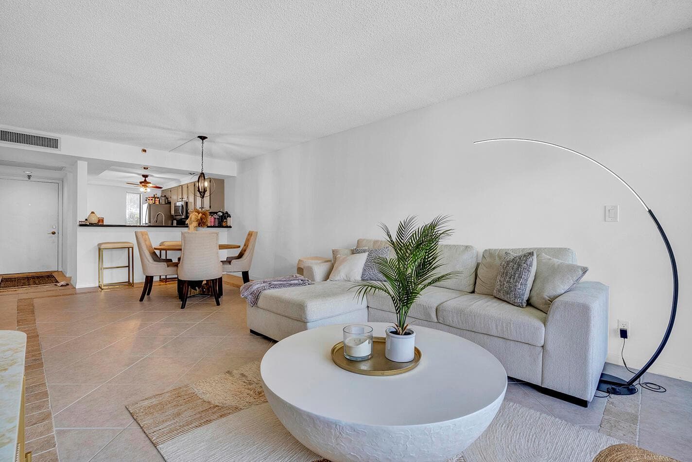 21 Royal Palm Way 405 photo 18