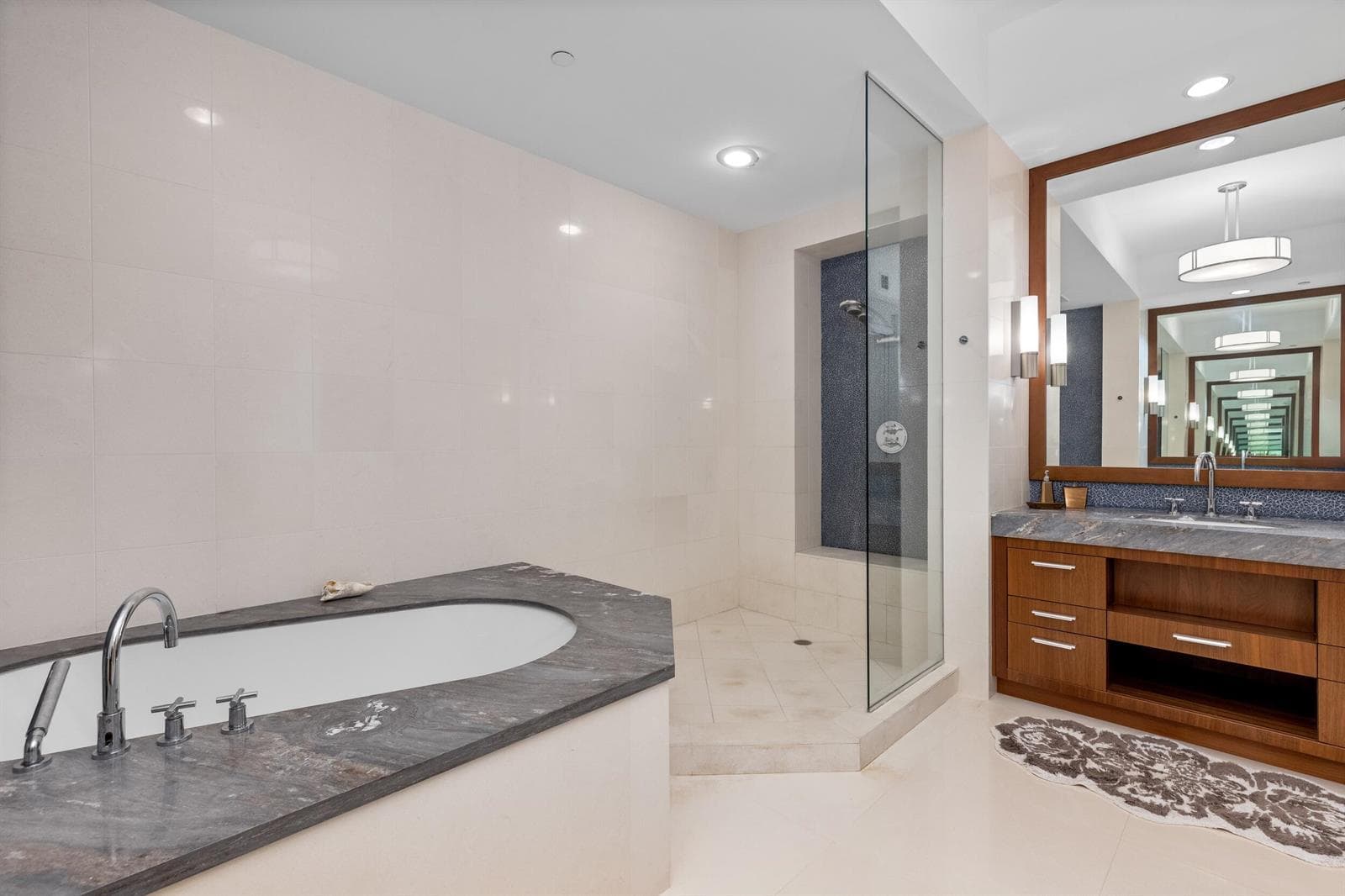 1000 S Ocean Boulevard 103 photo 19