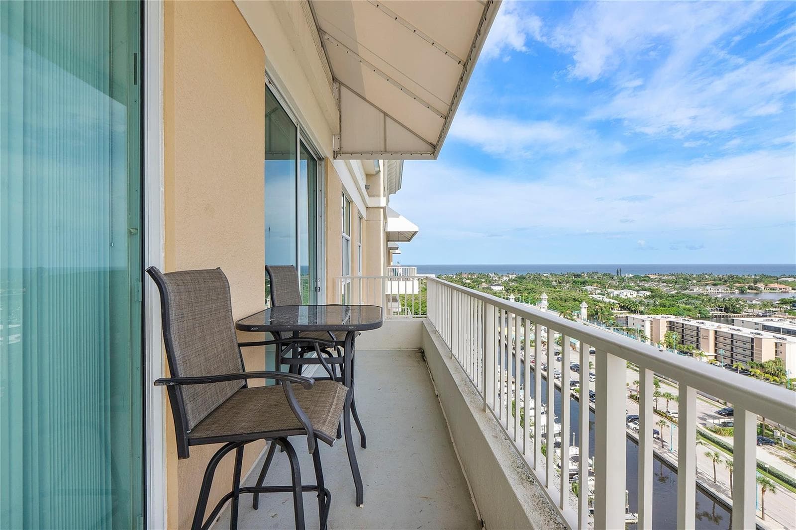 625 Casa Loma Boulevard 1608 photo 13