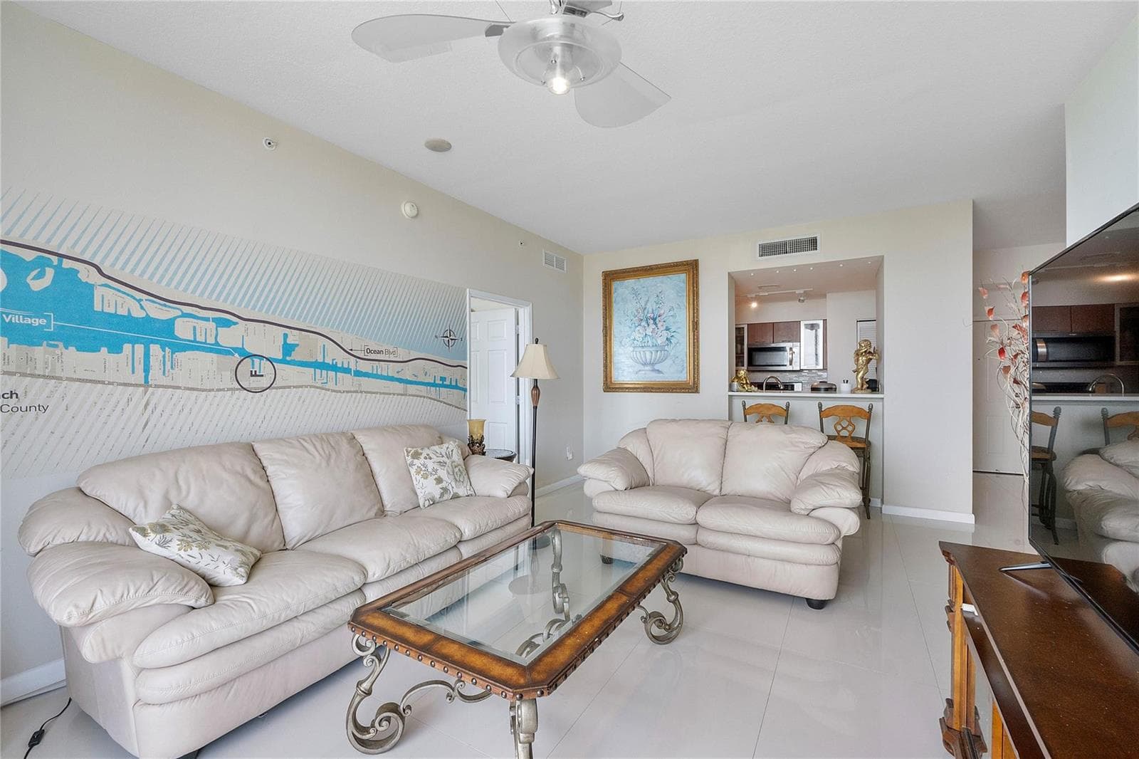 625 Casa Loma Boulevard 1608 photo 8