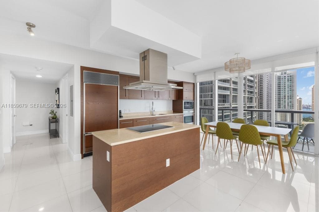 485 Brickell Ave 2210 photo 12