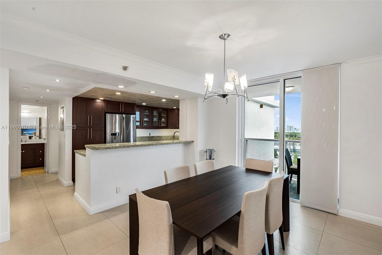 2401 Collins Ave 1808 photo 12