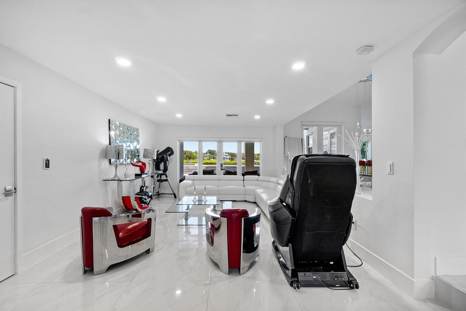 5447 Center Street photo 12