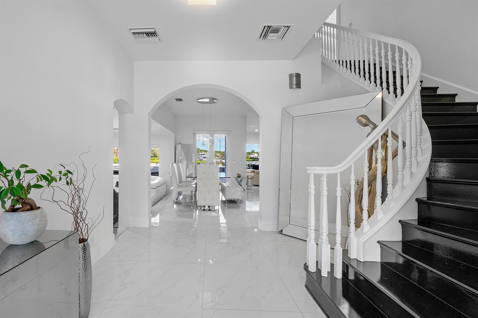 5447 Center Street photo 10