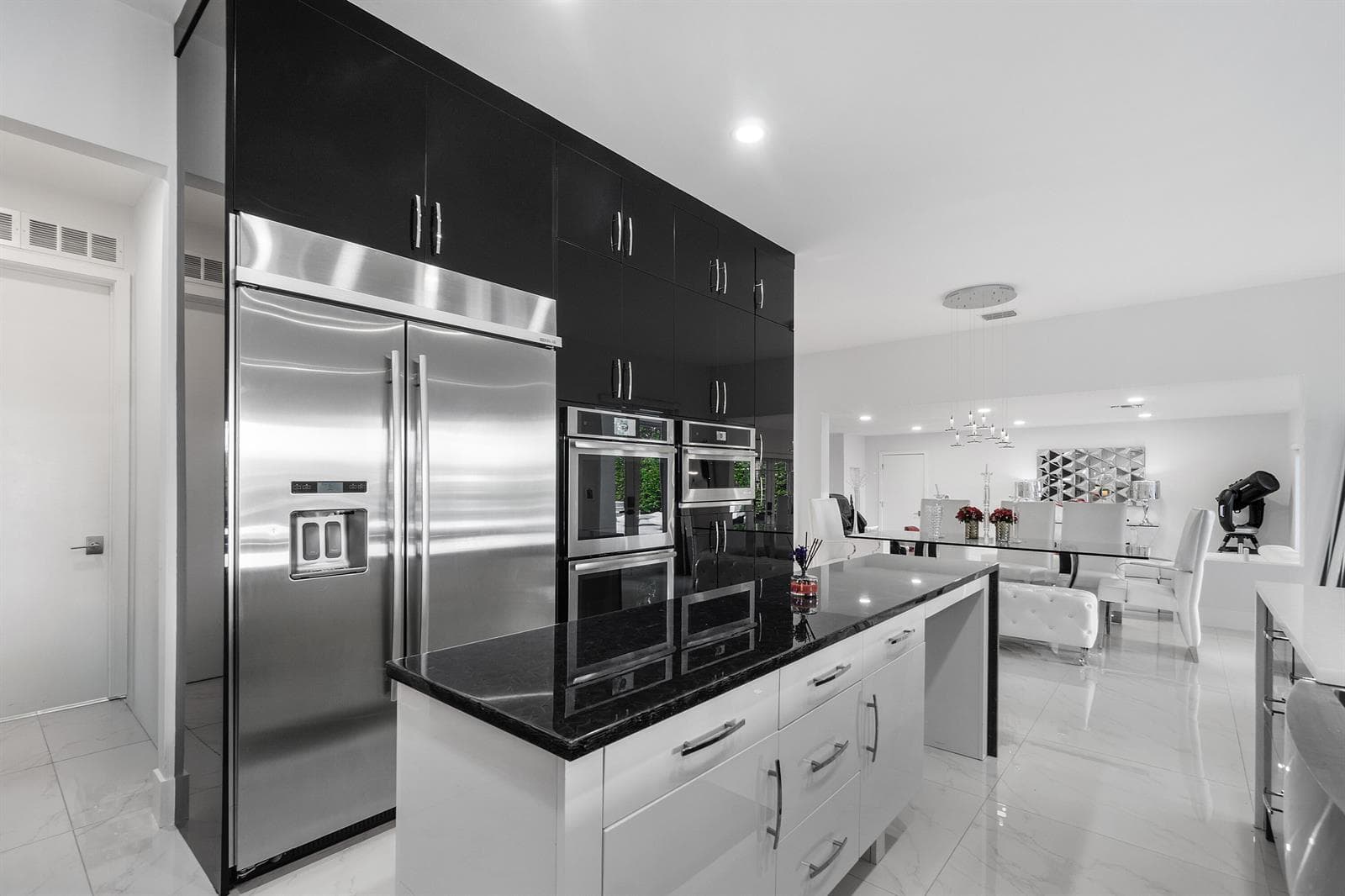 5447 Center Street photo 18