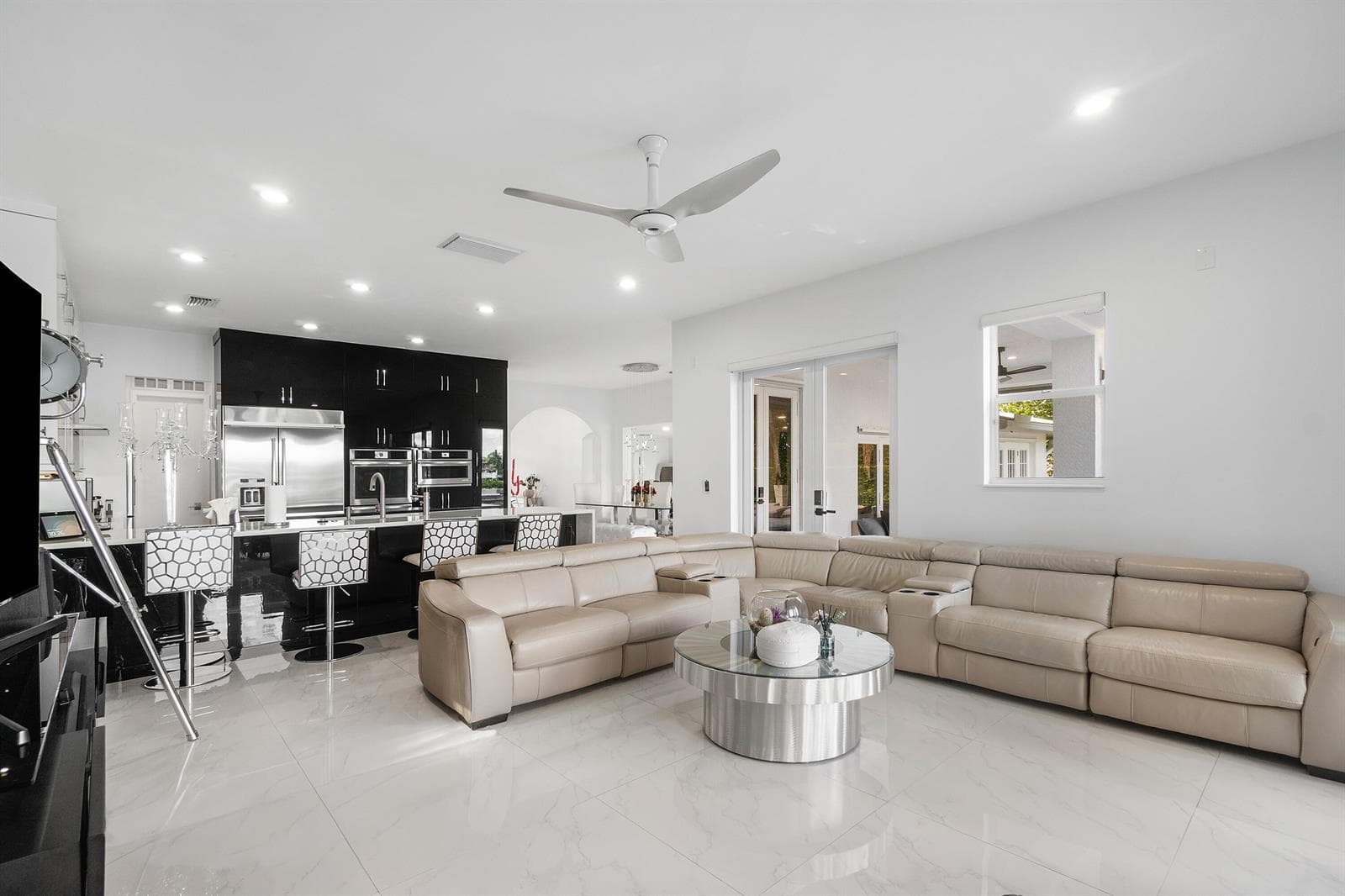 5447 Center Street photo 21
