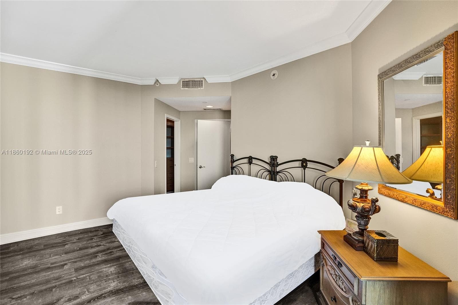 21050 Point Pl 1403 photo 23