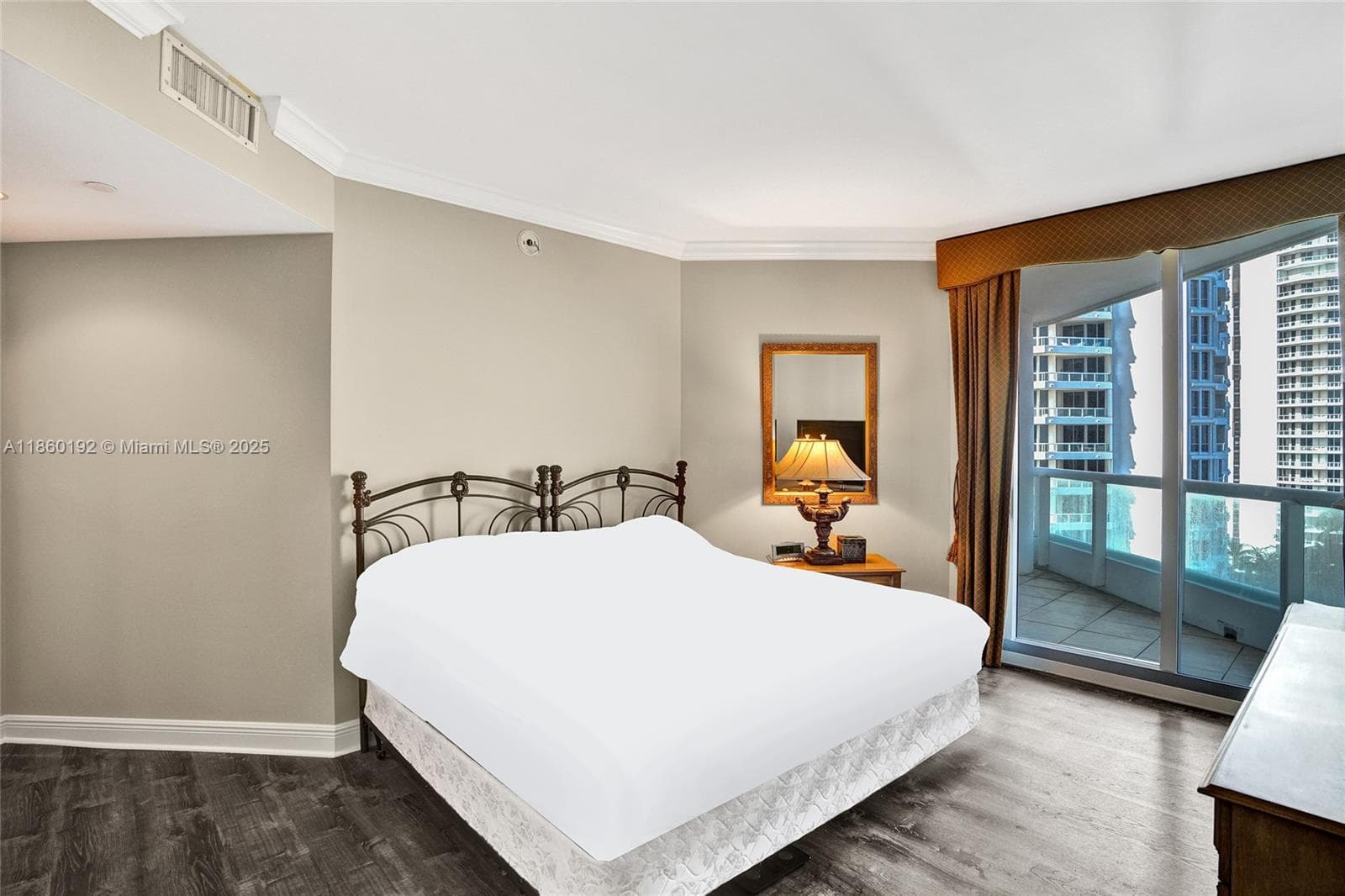 21050 Point Pl 1403 photo 22