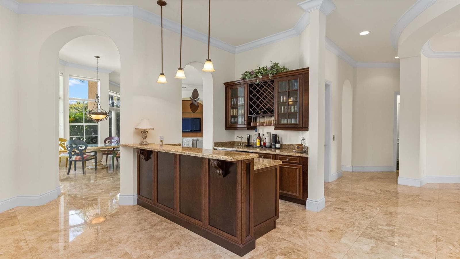 929 Banyan Drive photo 6