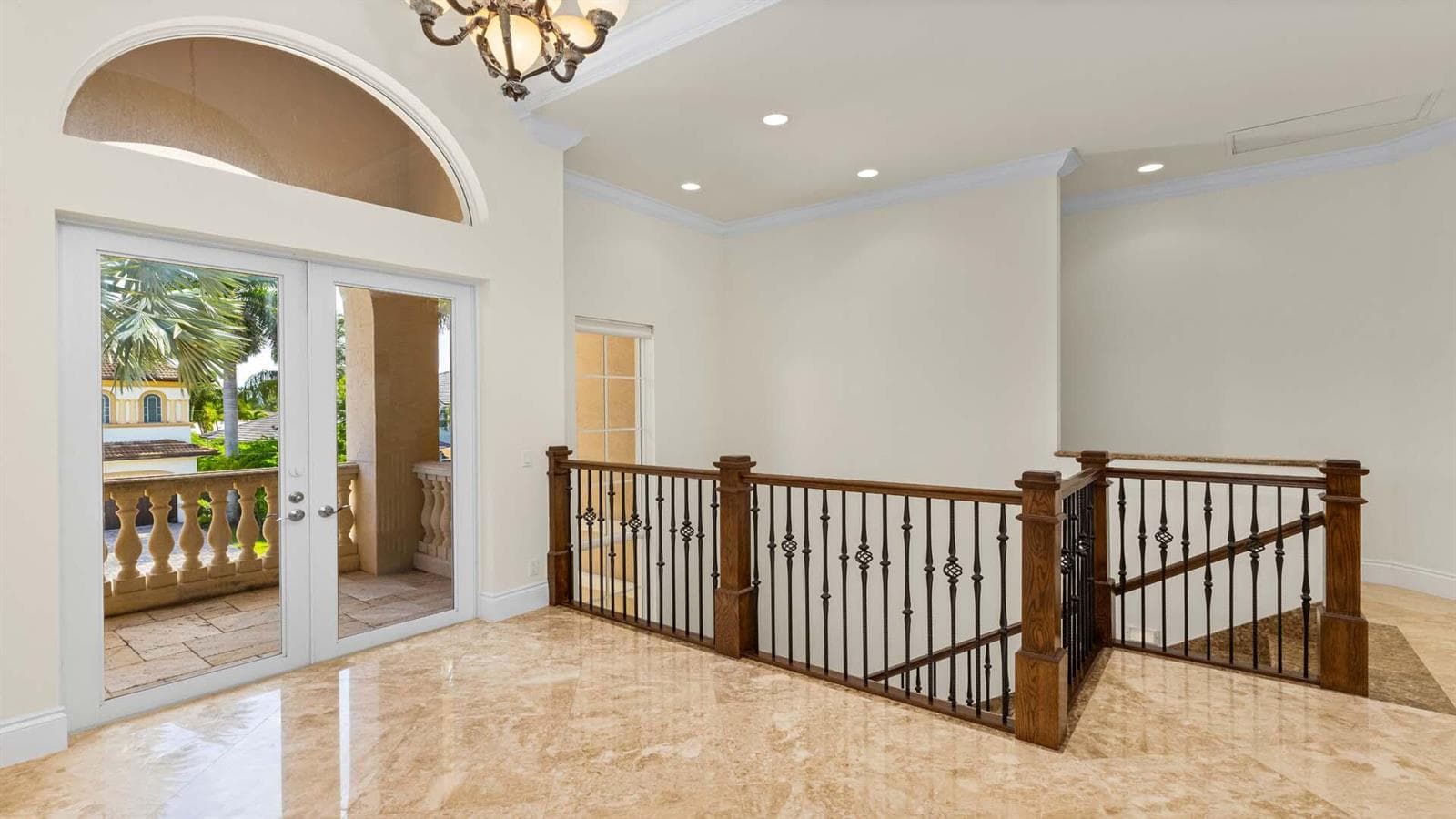 929 Banyan Drive photo 15