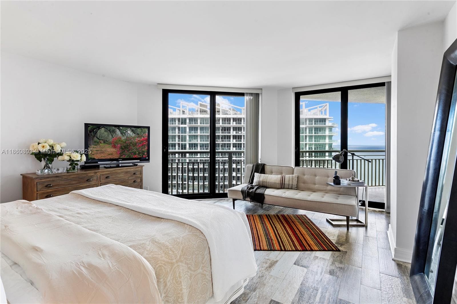 3000 Ocean Dr 20A photo 12