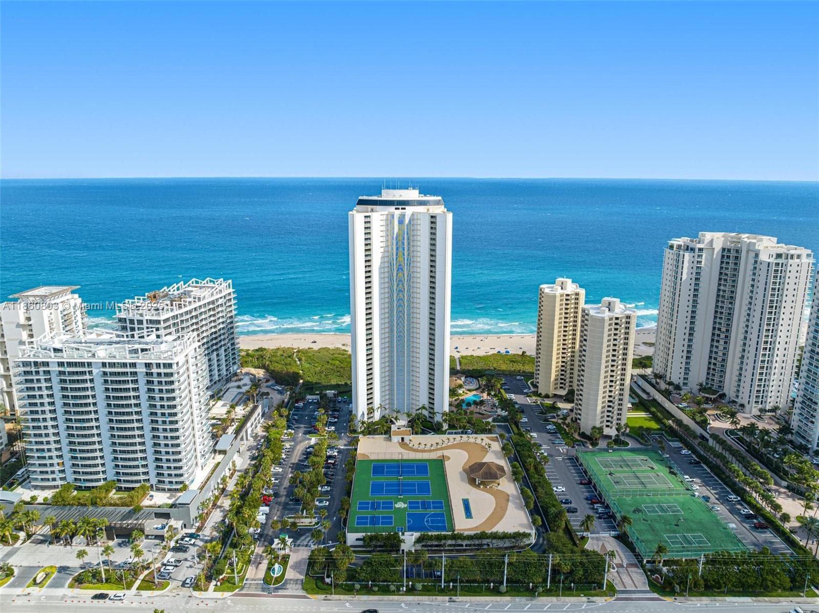 3000 N Ocean Dr 20A photo 1