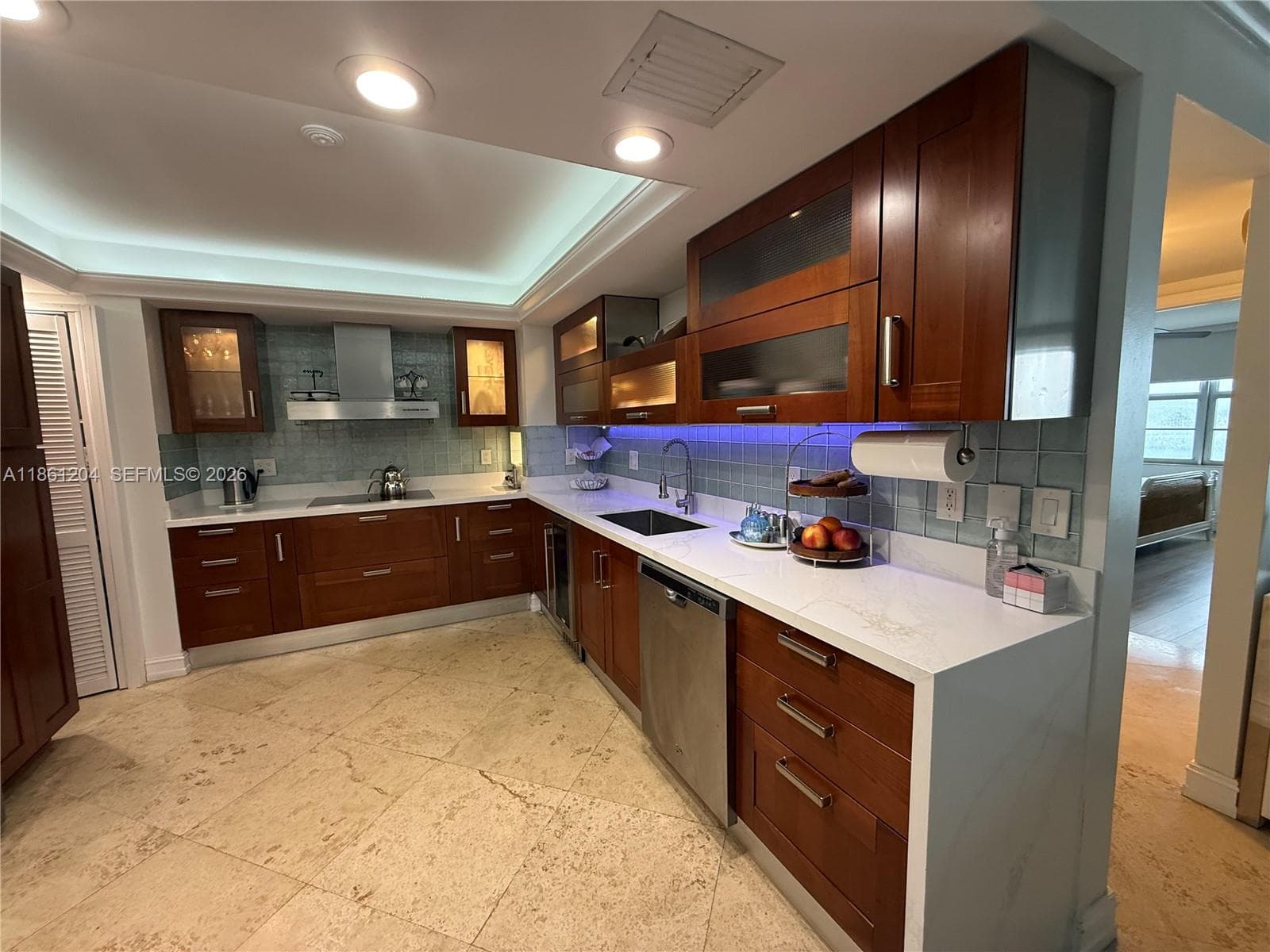 9250 W Bay Harbor Dr 3B photo 17