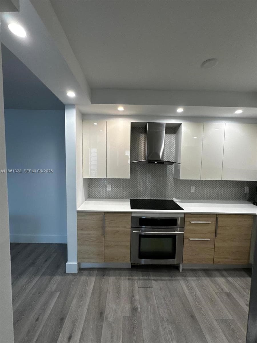 5600 Collins Ave 11W photo 7