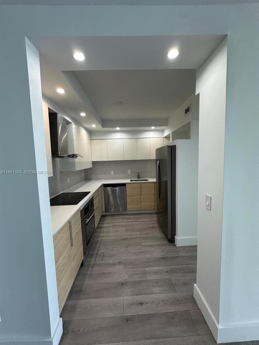 5600 Collins Ave 11W photo 9
