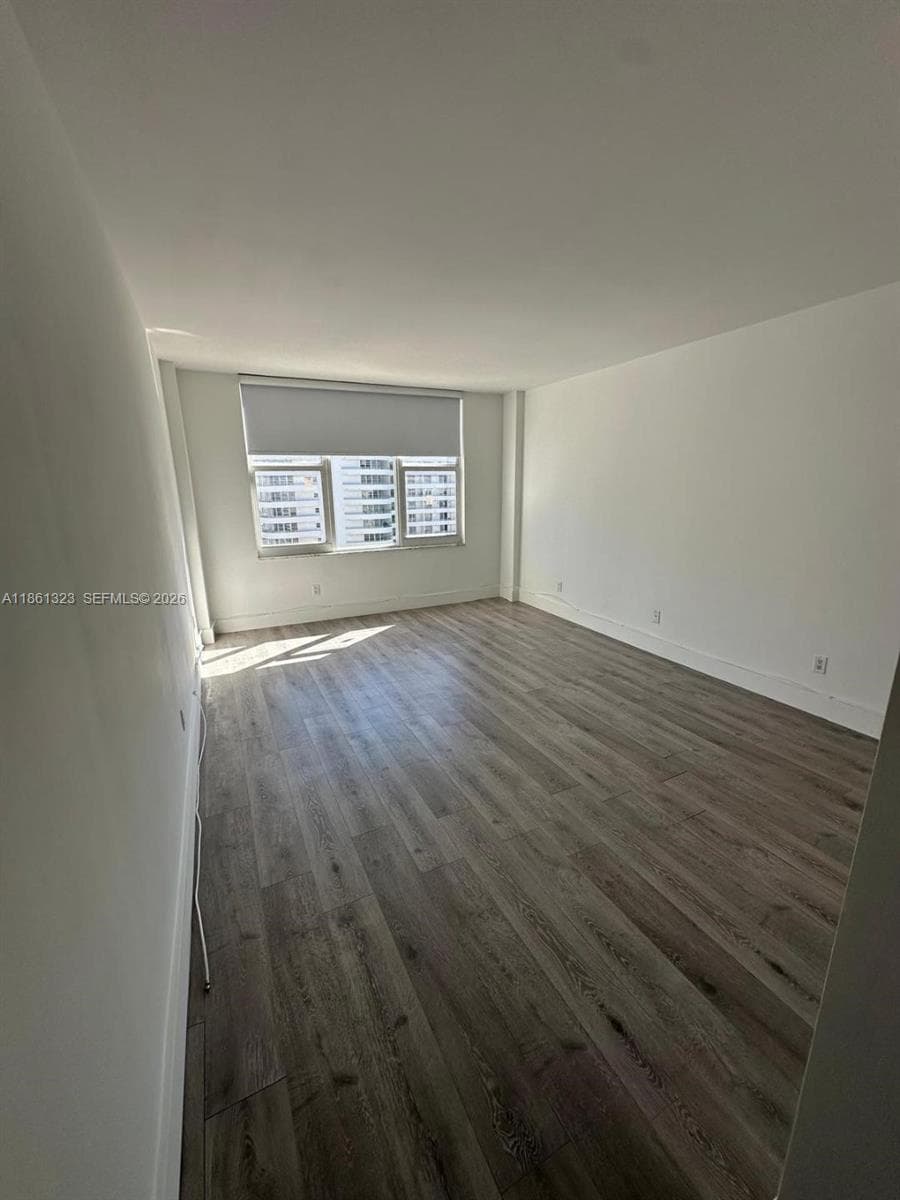 5600 Collins Ave 11W photo 11