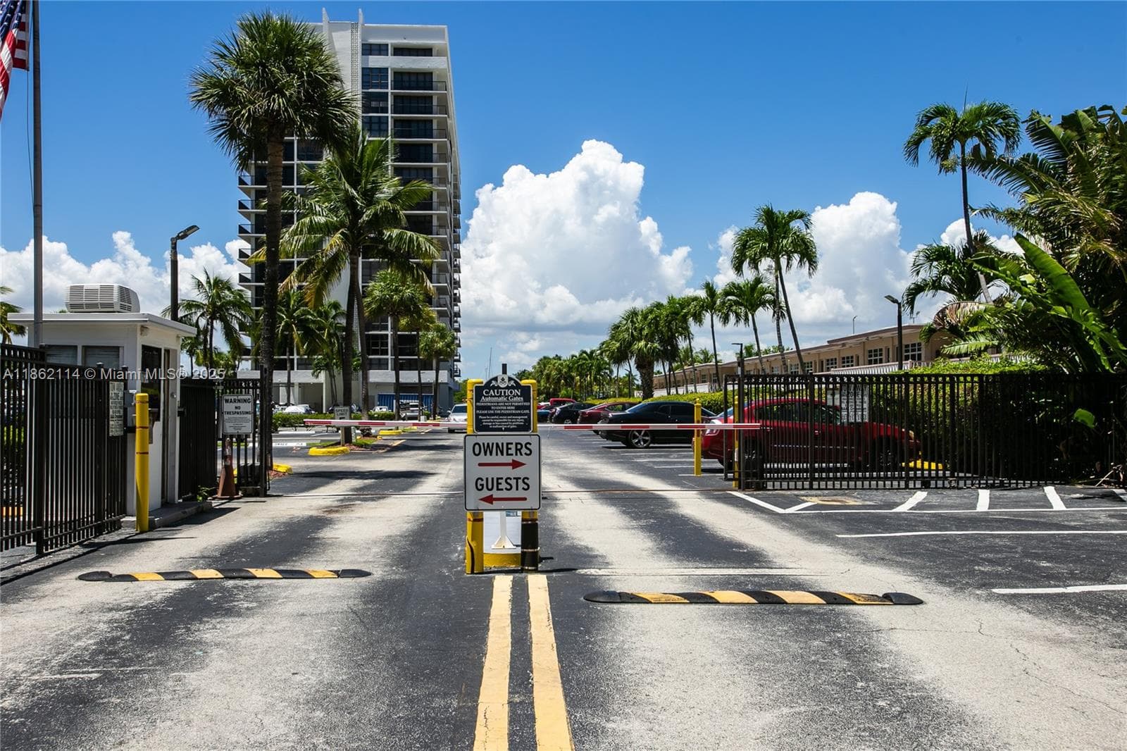 2017 S Ocean Dr 1008 photo 18
