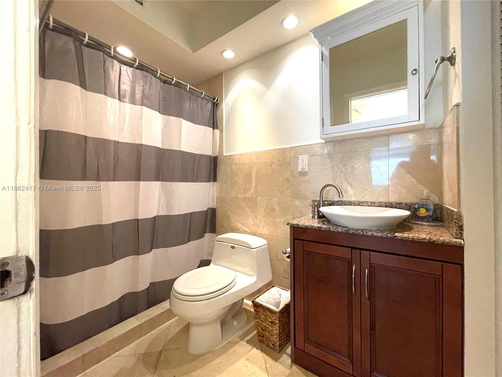 177 Ocean Lane Dr 209 photo 17