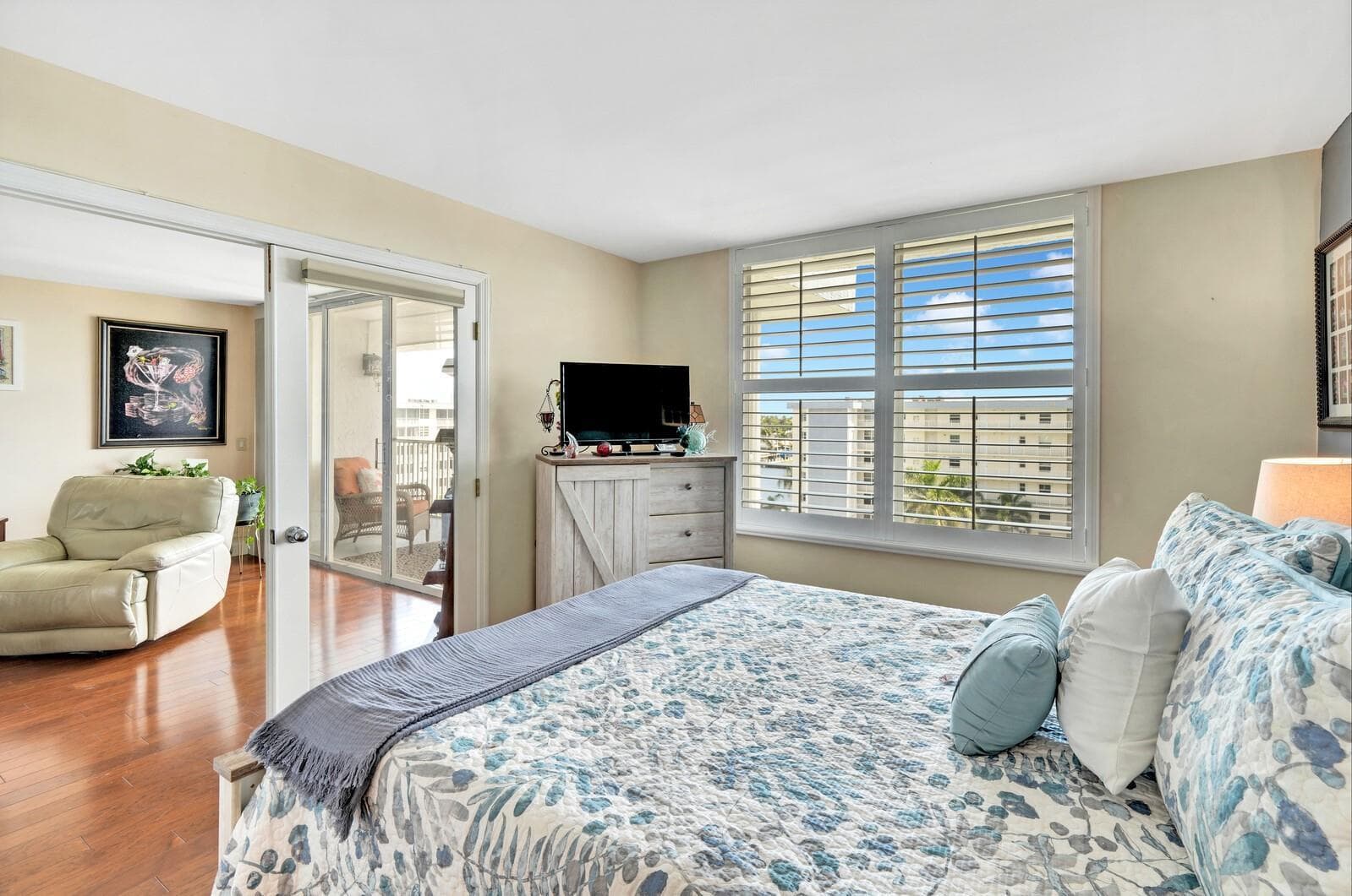 1 Harbourside Drive 1703 photo 19