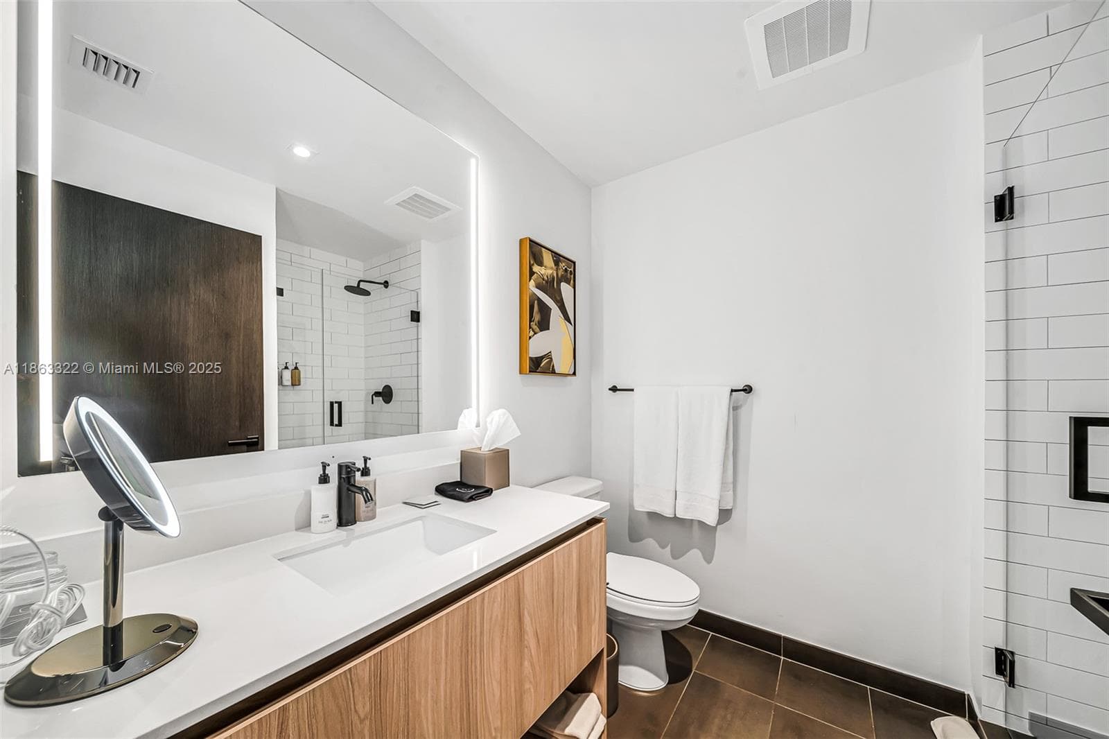 398 NE 5 4416 photo 22