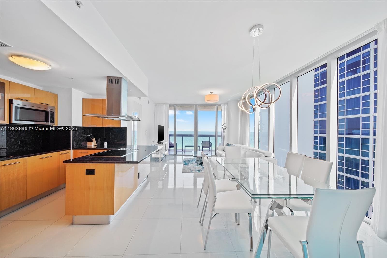 6899 Collins Ave 808 photo 22