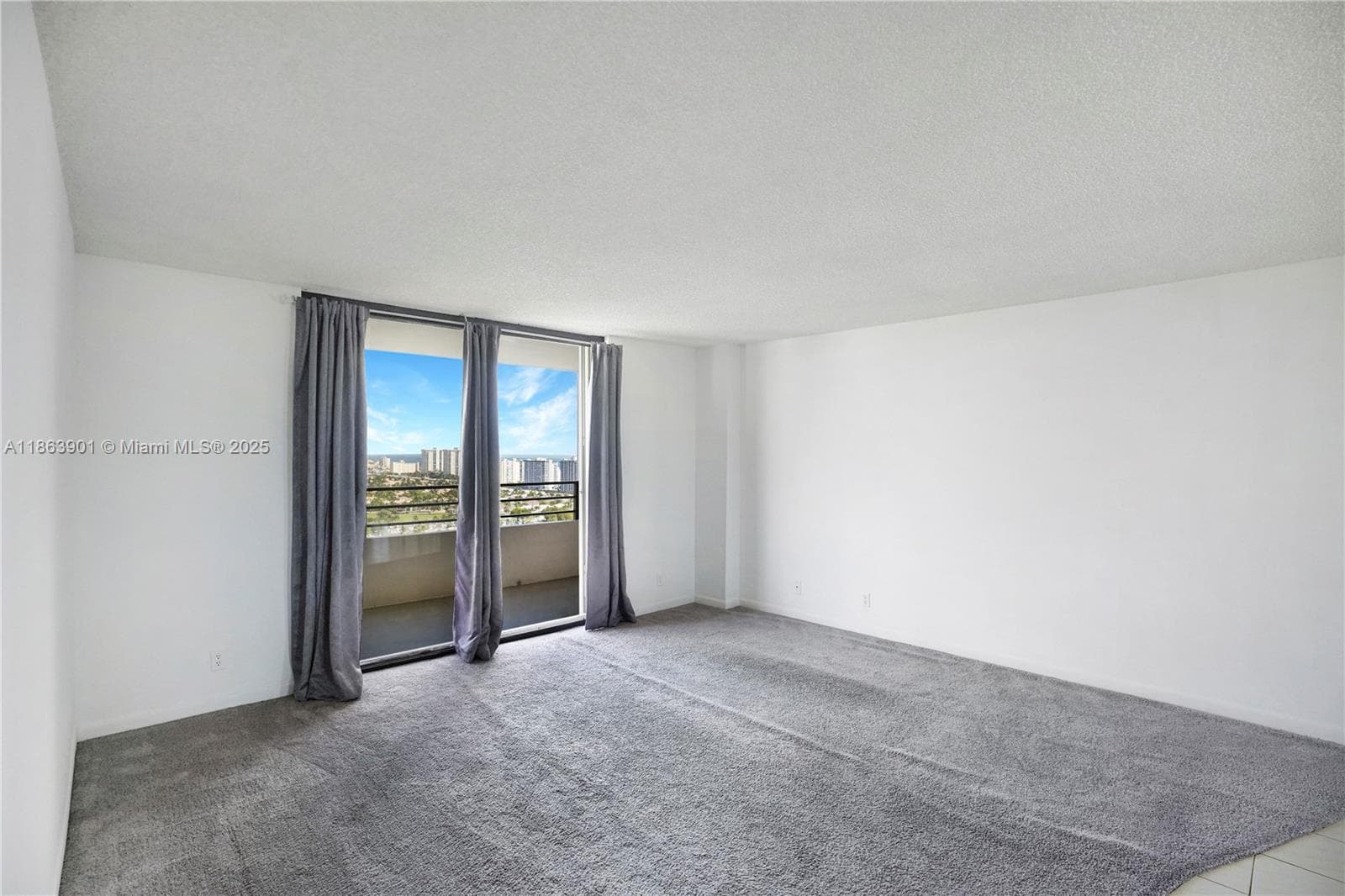 2500 Parkview Dr 2408 photo 10