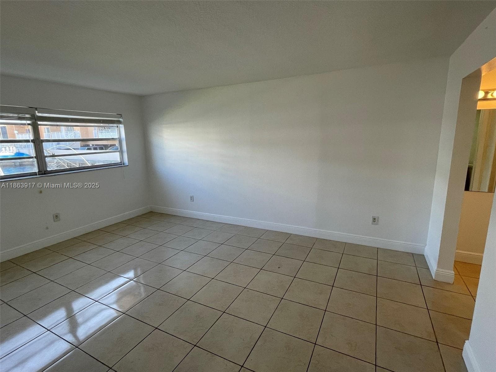 3522 NE 171st St 103 photo 9