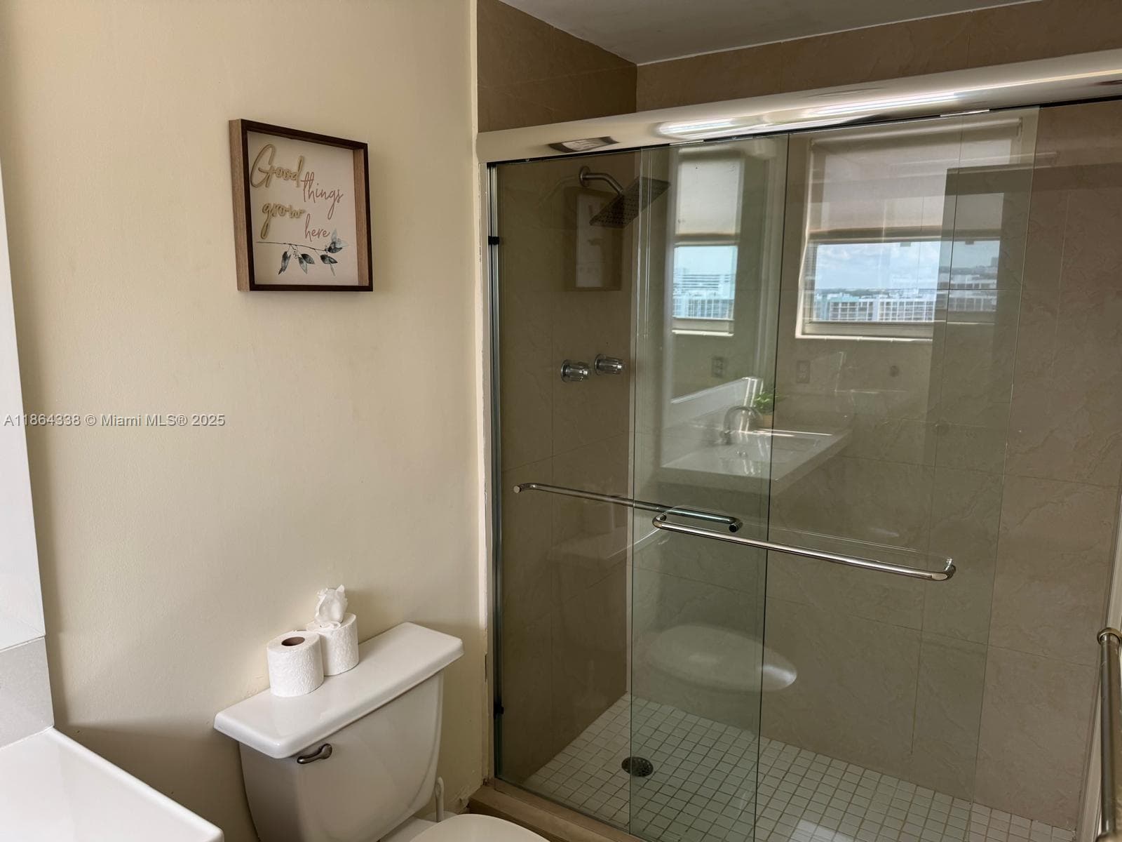 3801 S Ocean Dr 14V photo 13
