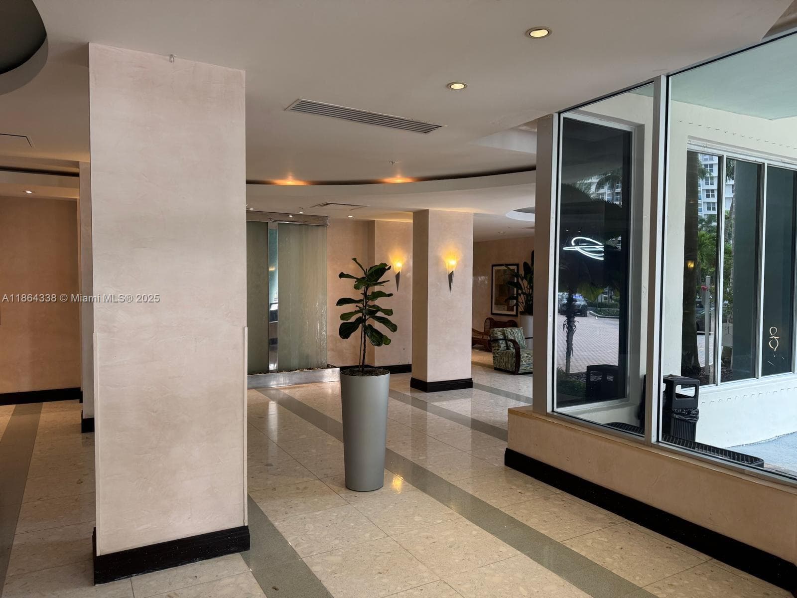 3801 S Ocean Dr 14V photo 22