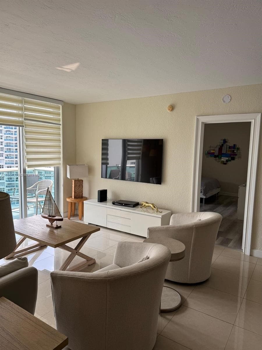 3801 S Ocean Dr 14V photo 5