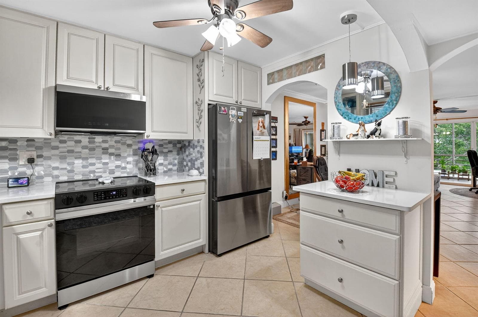 769 Jeffery Street 2-203 photo 6