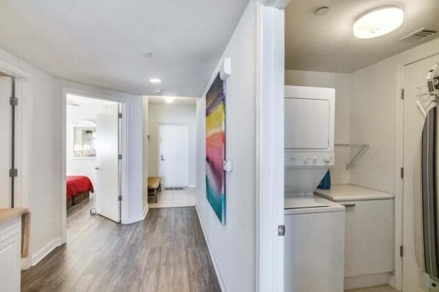 2650 Lake Shore Drive 2203 photo 13