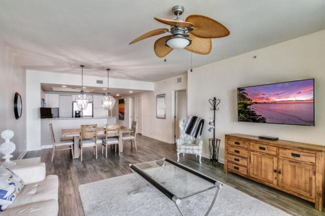 2650 Lake Shore Drive 2203 photo 11