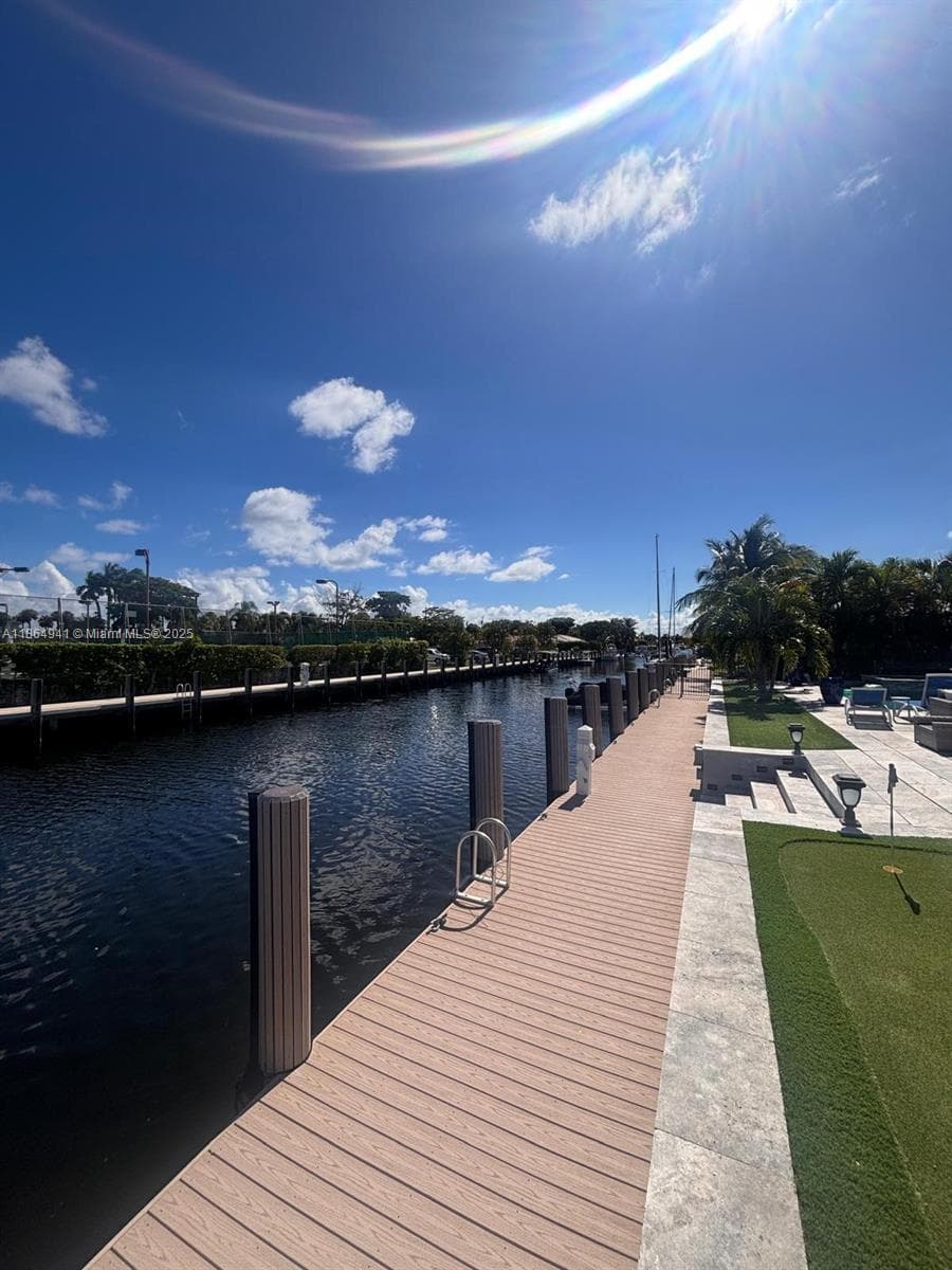 4220 27th Ave photo 24