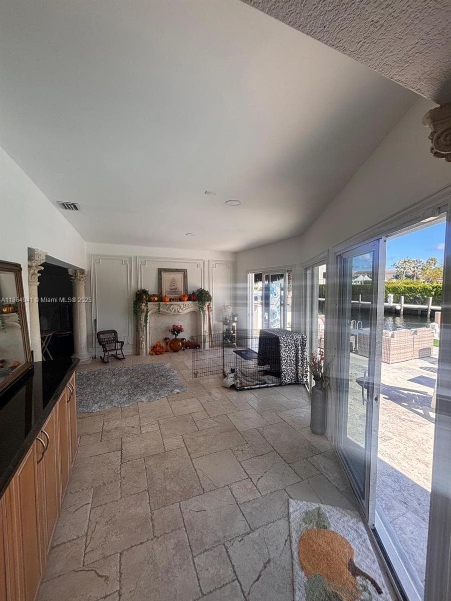 4220 27th Ave photo 14