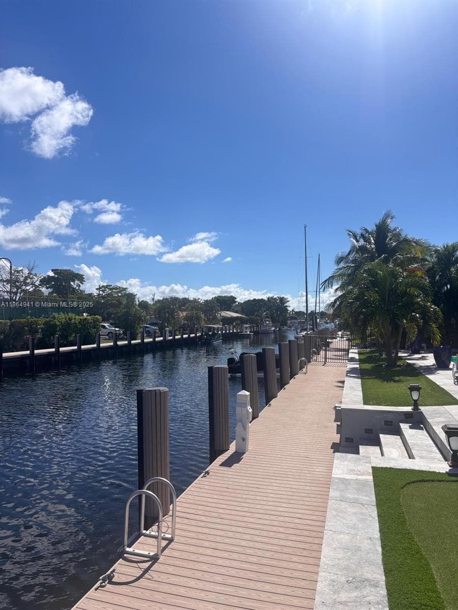 4220 27th Ave photo 19