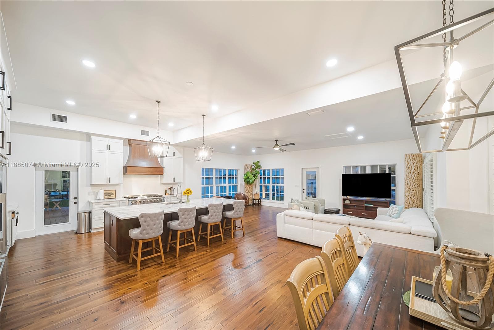 1020 Lands End Way photo 17