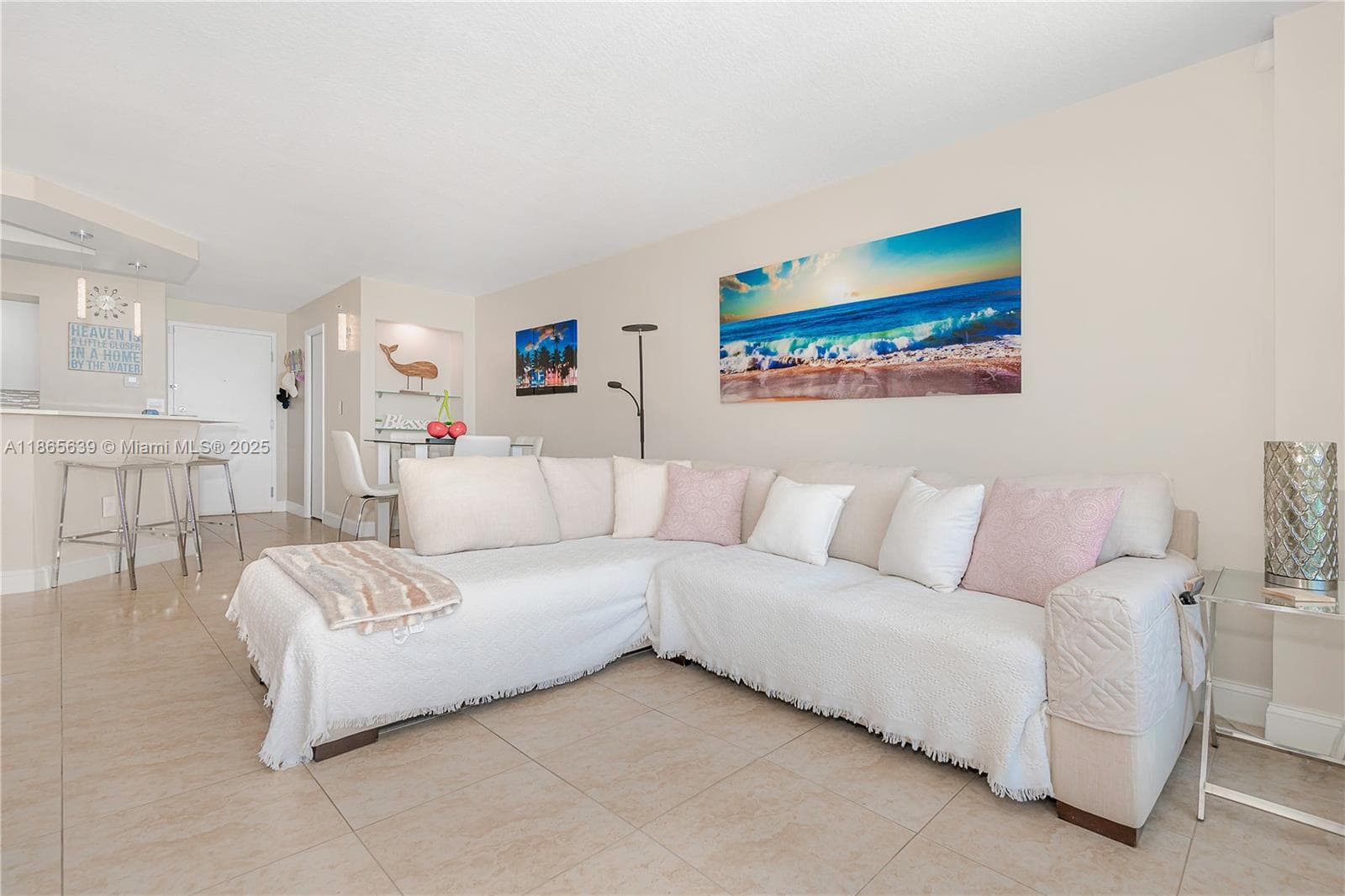 6917 Collins Ave 511 photo 3