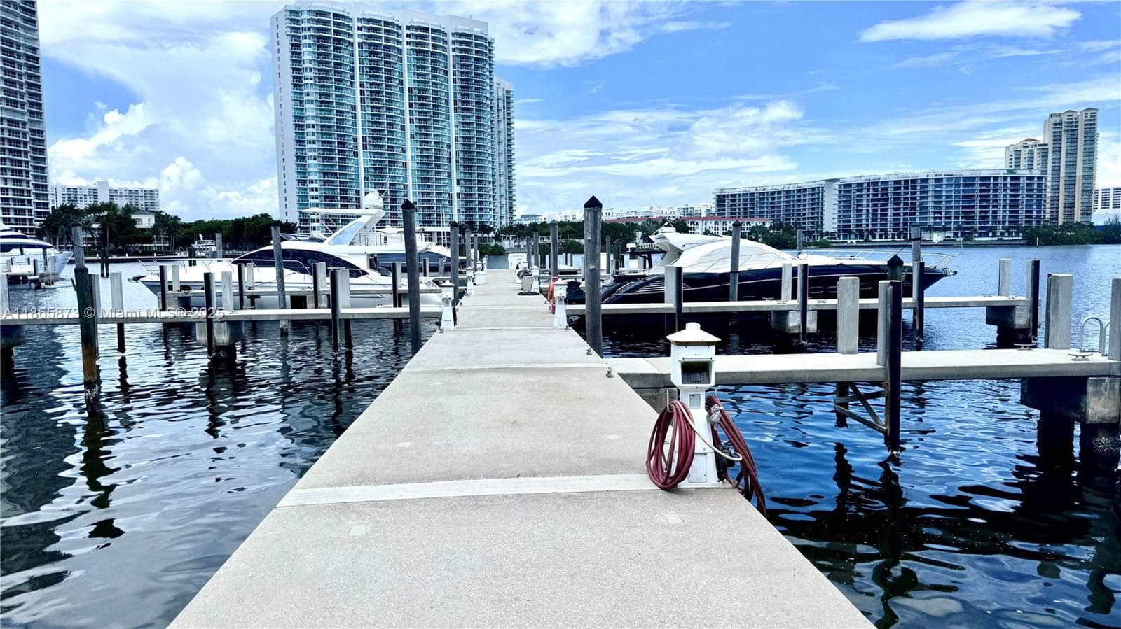 4041 ISLAND ESTATE photo 10