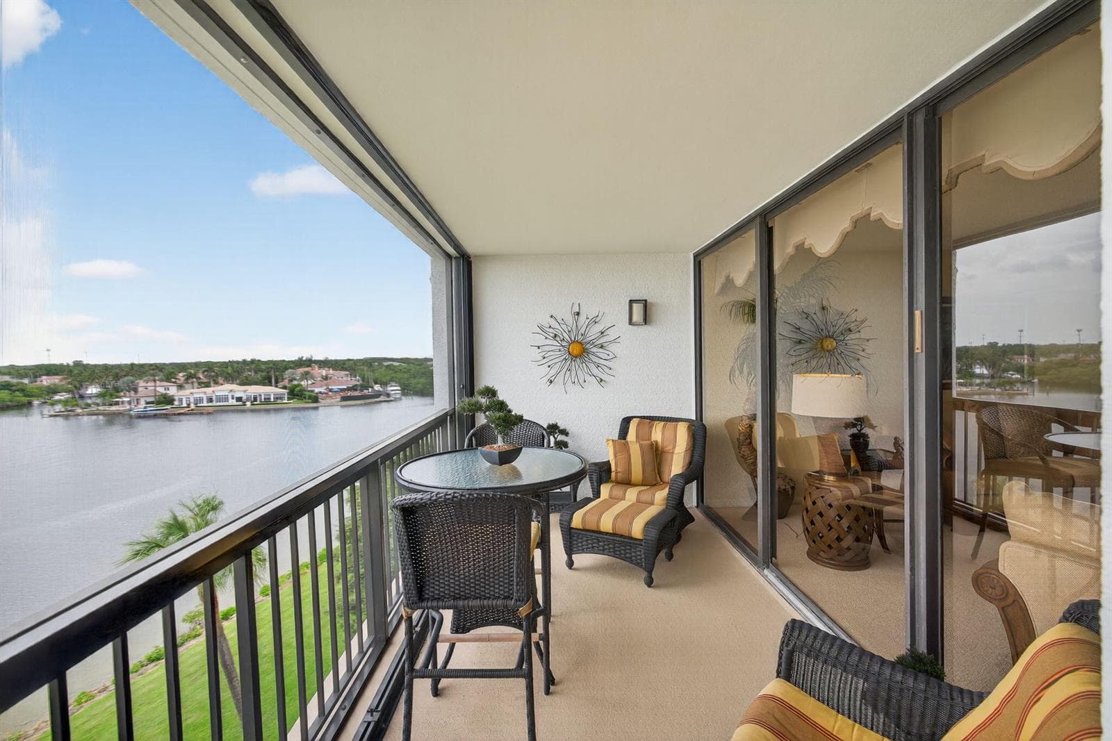 356 Golfview Road 609 photo 17