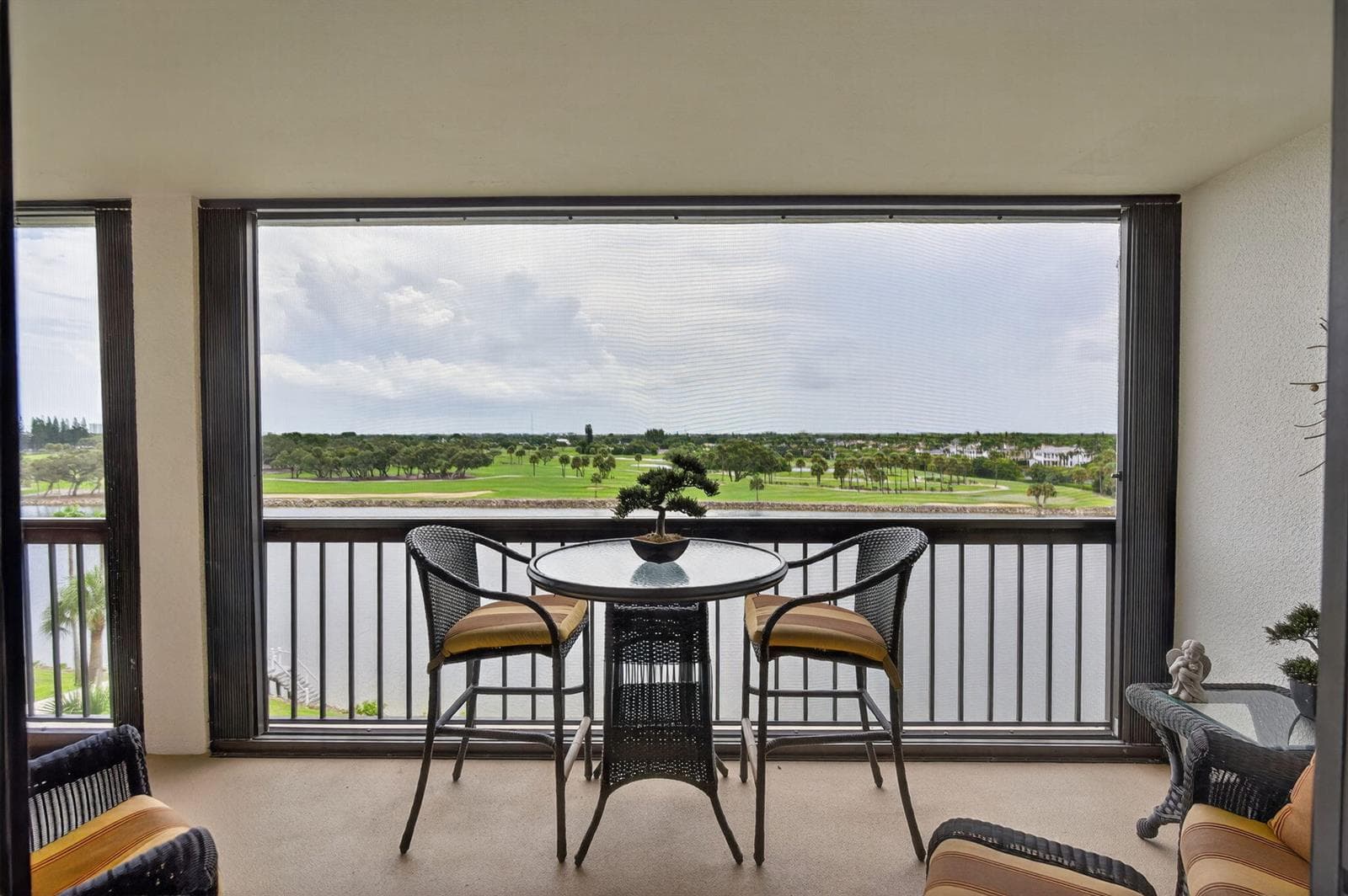 356 Golfview Road 609 photo 15