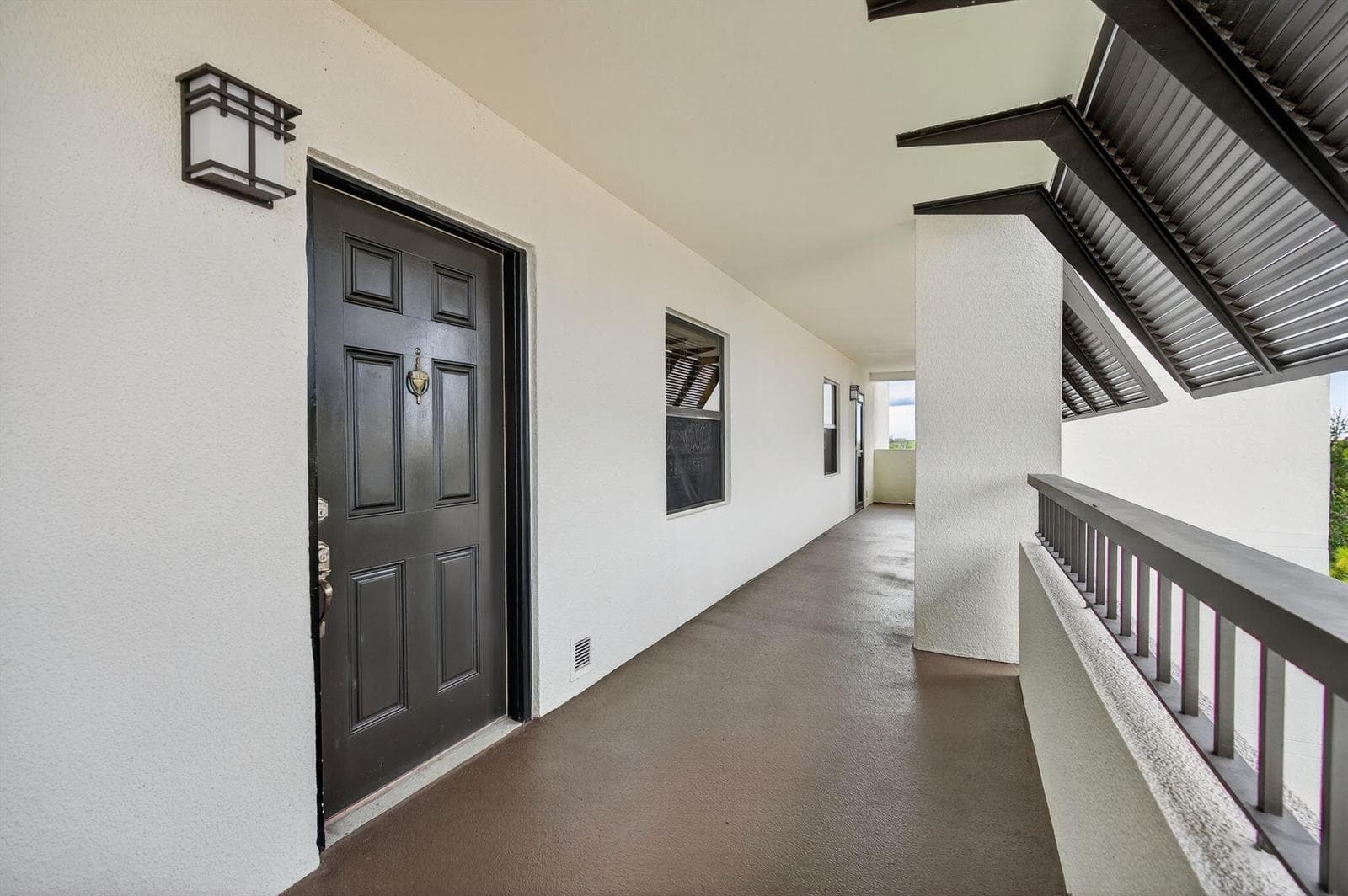 356 Golfview Road 609 photo 8